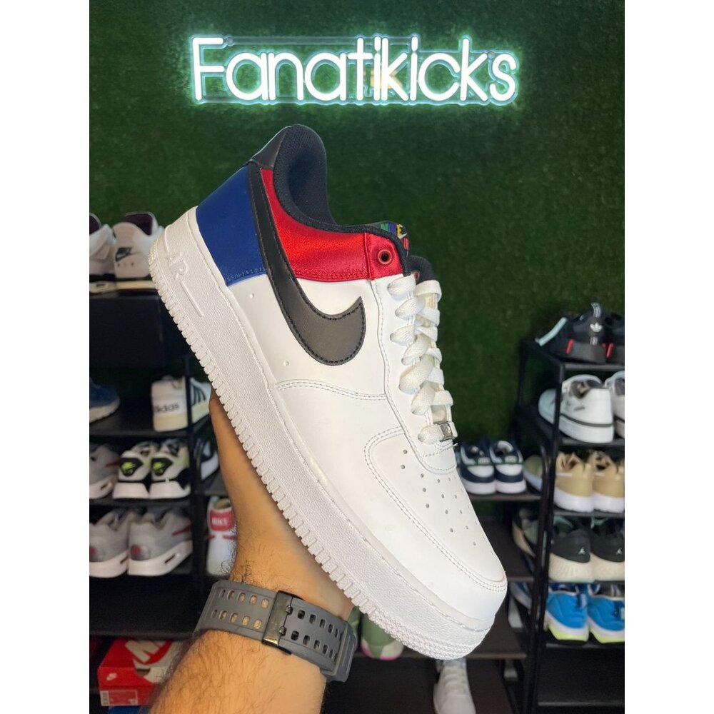 Nike Air Force 1 Low Mens Size‎ 10 Shoes White Red Blue Sneakers CW7010-100